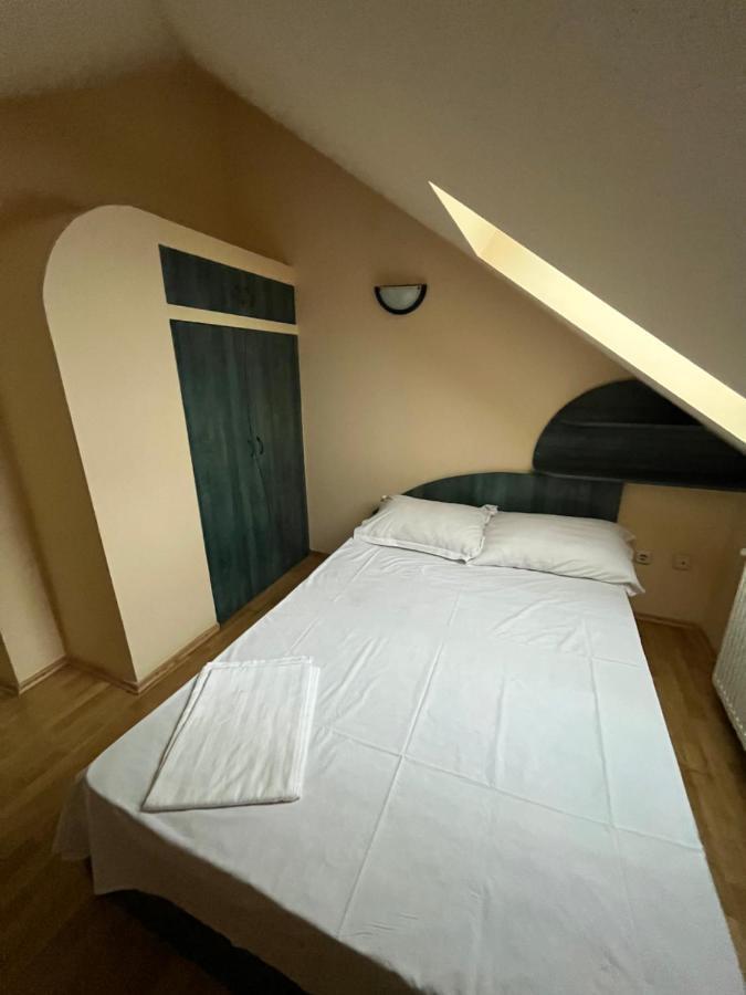 Pensiunea Orhideea Băile Herculane Esterno foto