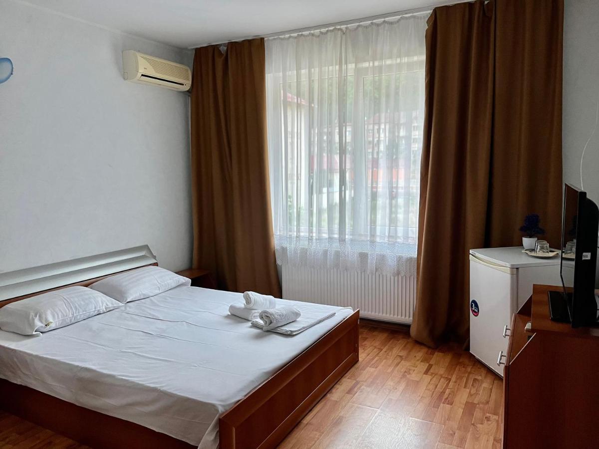 Pensiunea Orhideea Băile Herculane Esterno foto