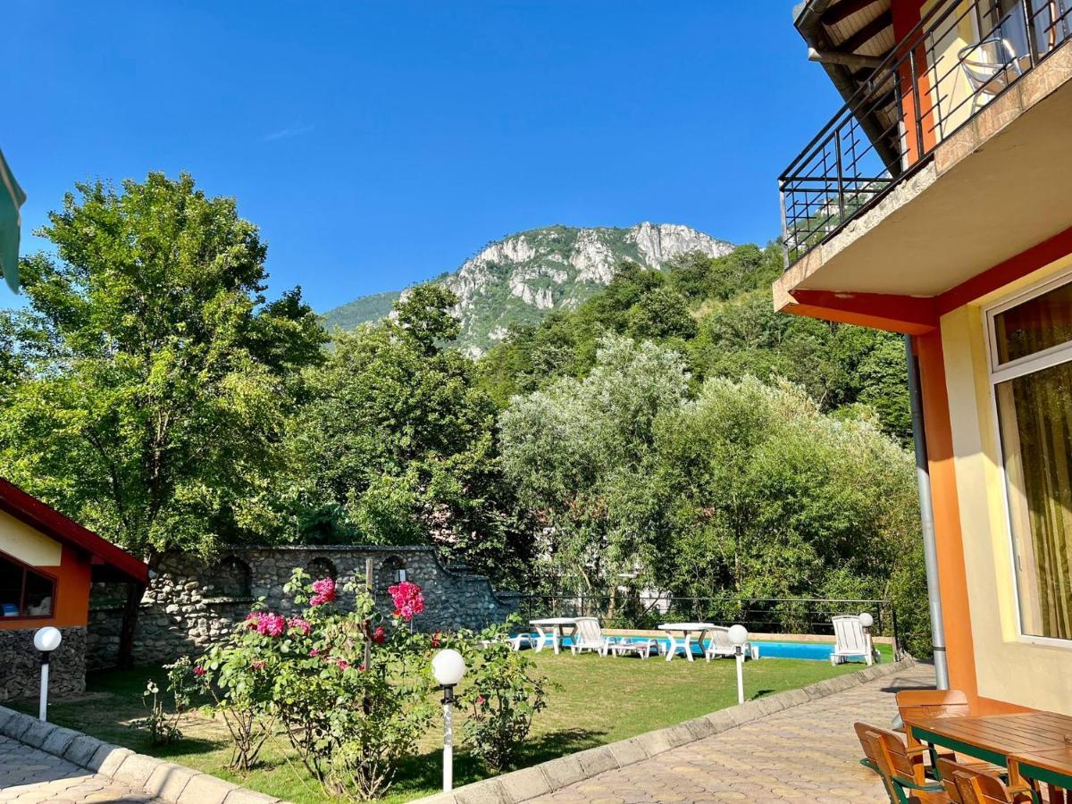 Pensiunea Orhideea Băile Herculane Esterno foto